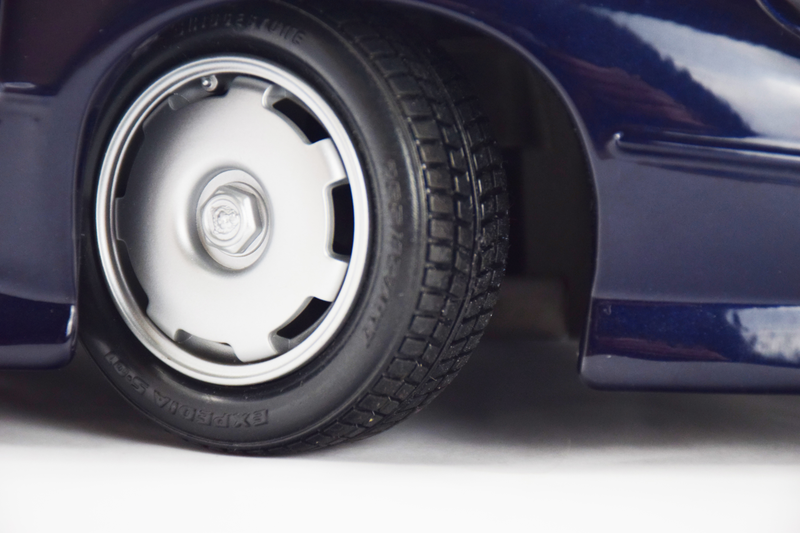 Illustration for article titled Thursday on the Thames: XJ213 edition.